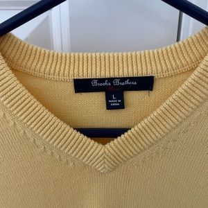 Brooks Brothers boys sweater size 14-16